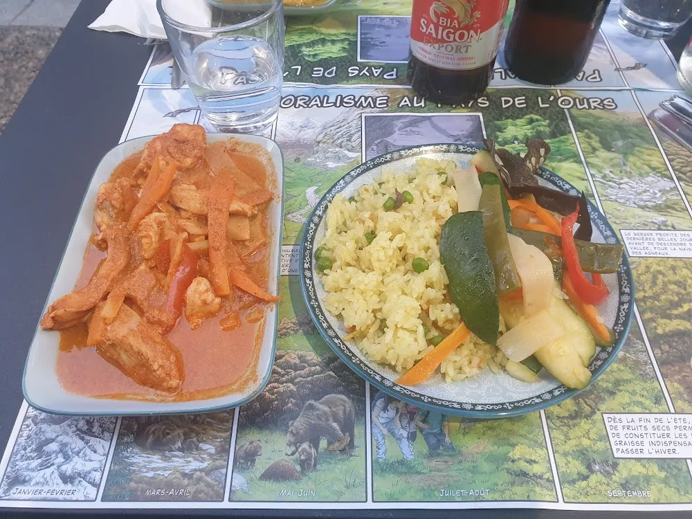 Poulet de Hué Avec Riz Et Légumes